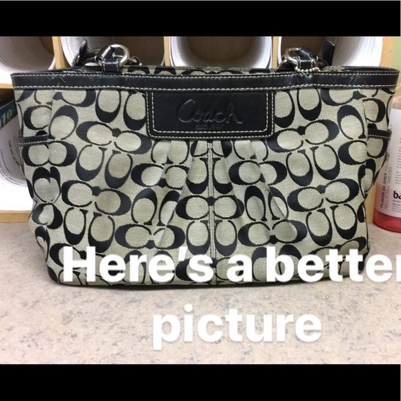 Coach Shoulder Handbag - Picture 1 of 3